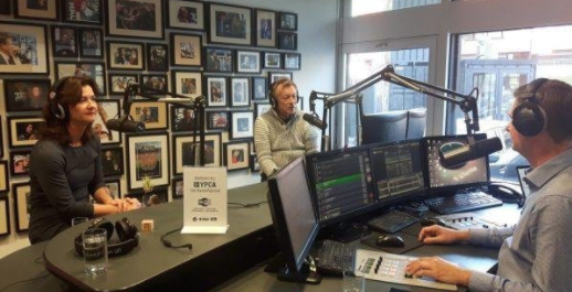 Kampvuurgesprekken als middel tegen weerstand bij de brandweer. Radiointerview met Danielle Braun & brandweercommandant John vd Zwan