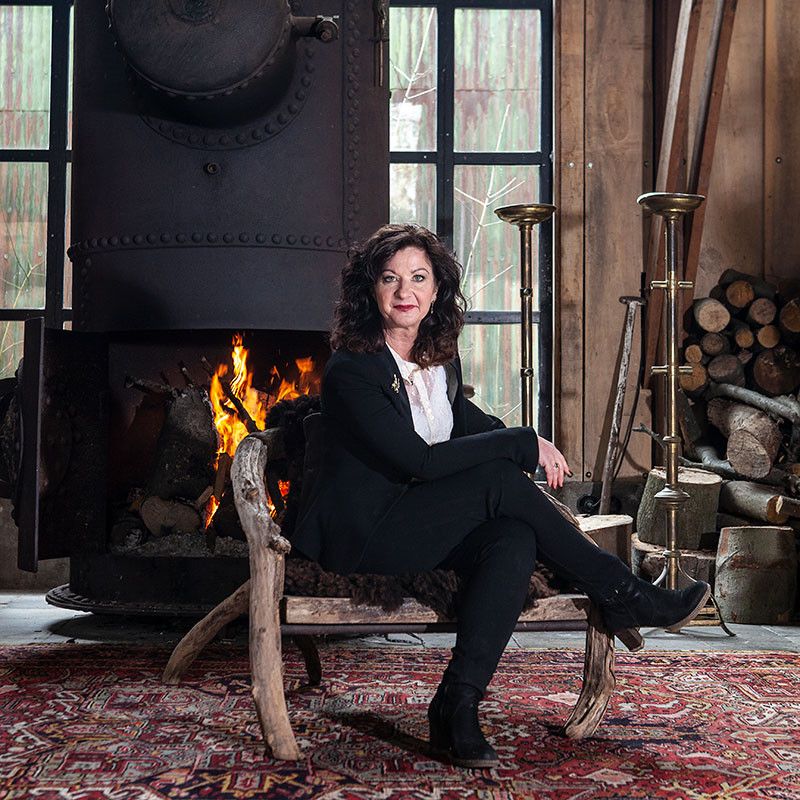 De kaarten zijn geschud. Vlog met wereldduiding door Danielle Braun maart 2025